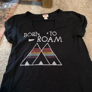 Black Vneck graphic tee